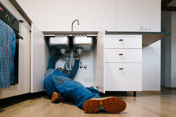 Professional Emergency Plumber technician working in Thomaston, CT